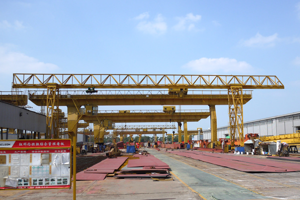 Gantry Crane with Electric Hoist