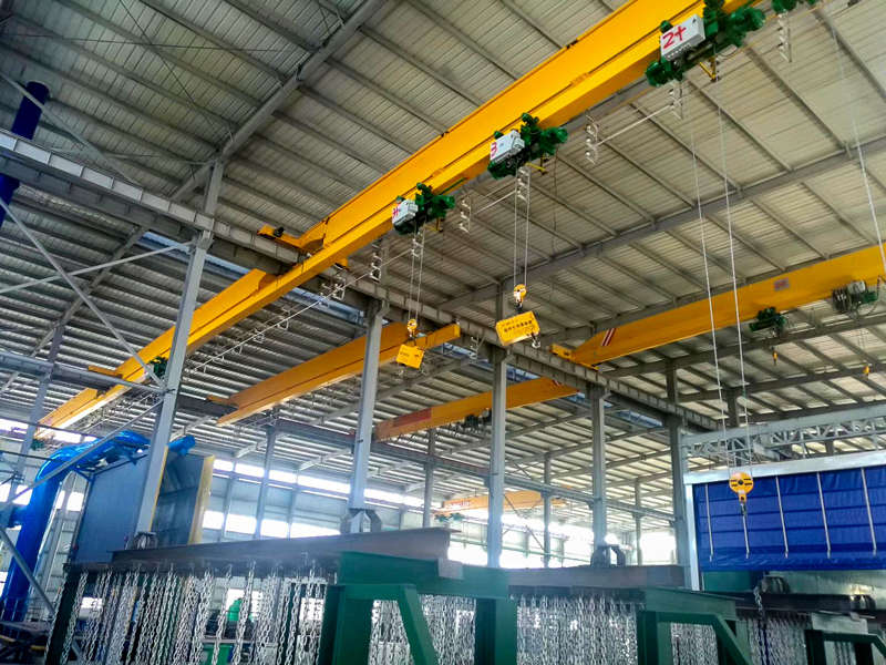 Cross-Track Bridge Crane