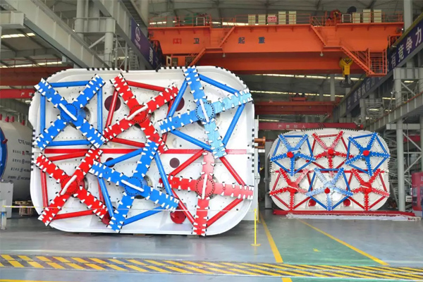 bridge-crane-for-tunneling-shield