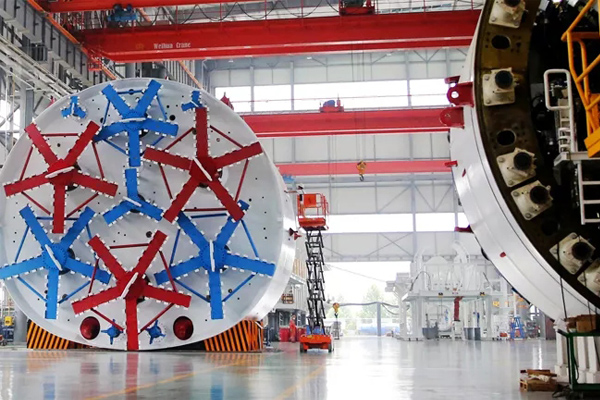 bridge-crane-shield-machine