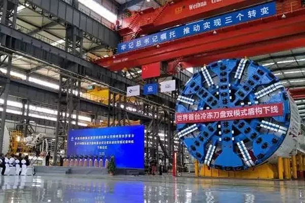 weihua-crane-for-tunneling-shield